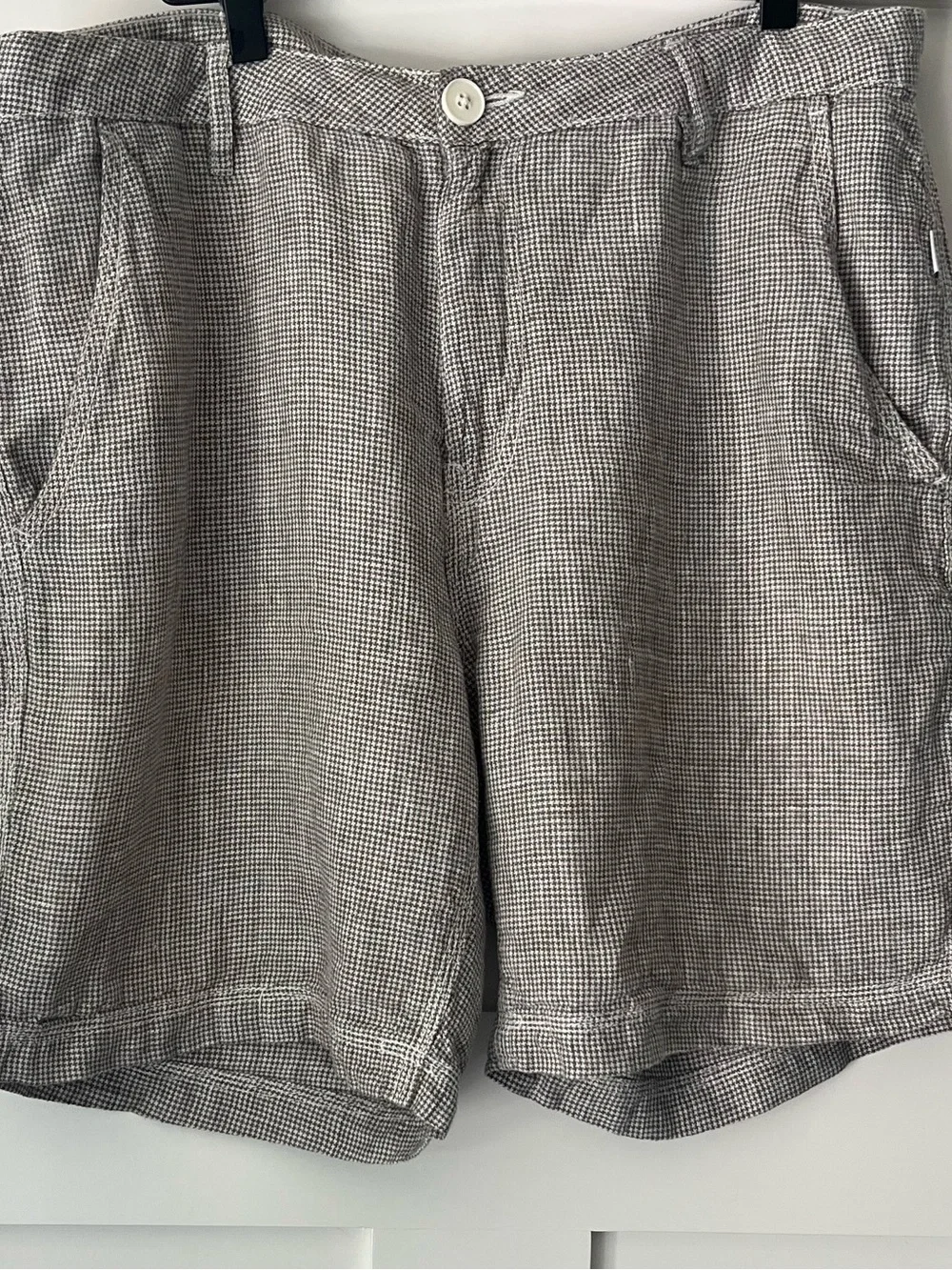 Onia Austin Micro Houndstooth Linen Shorts Men’s 34 Greige
